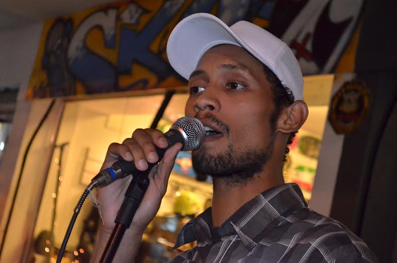 O rap também teve lugar no Sarau Alternativo.  Foto:  Amanda Respício