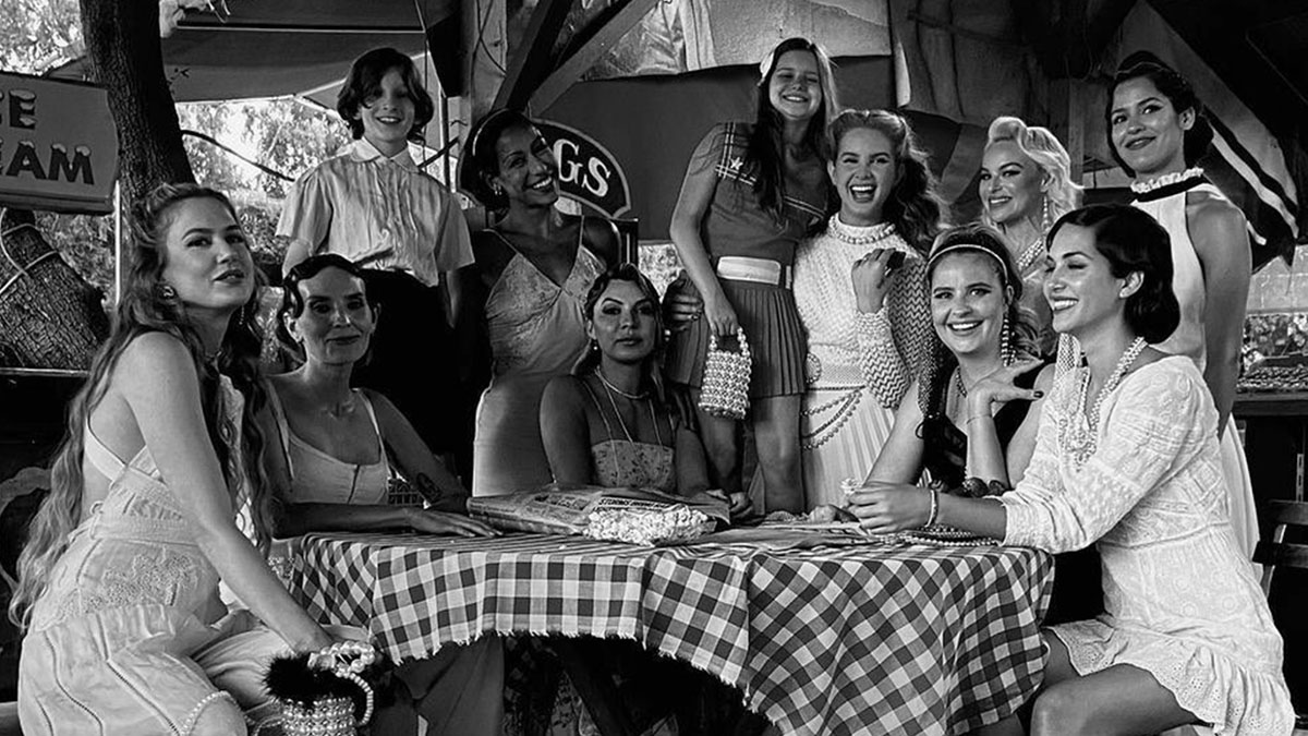 Chemtrails Over The Country Club Lana Del Rey álbum disco cd crítica review resenha opinião é bom vale a pena