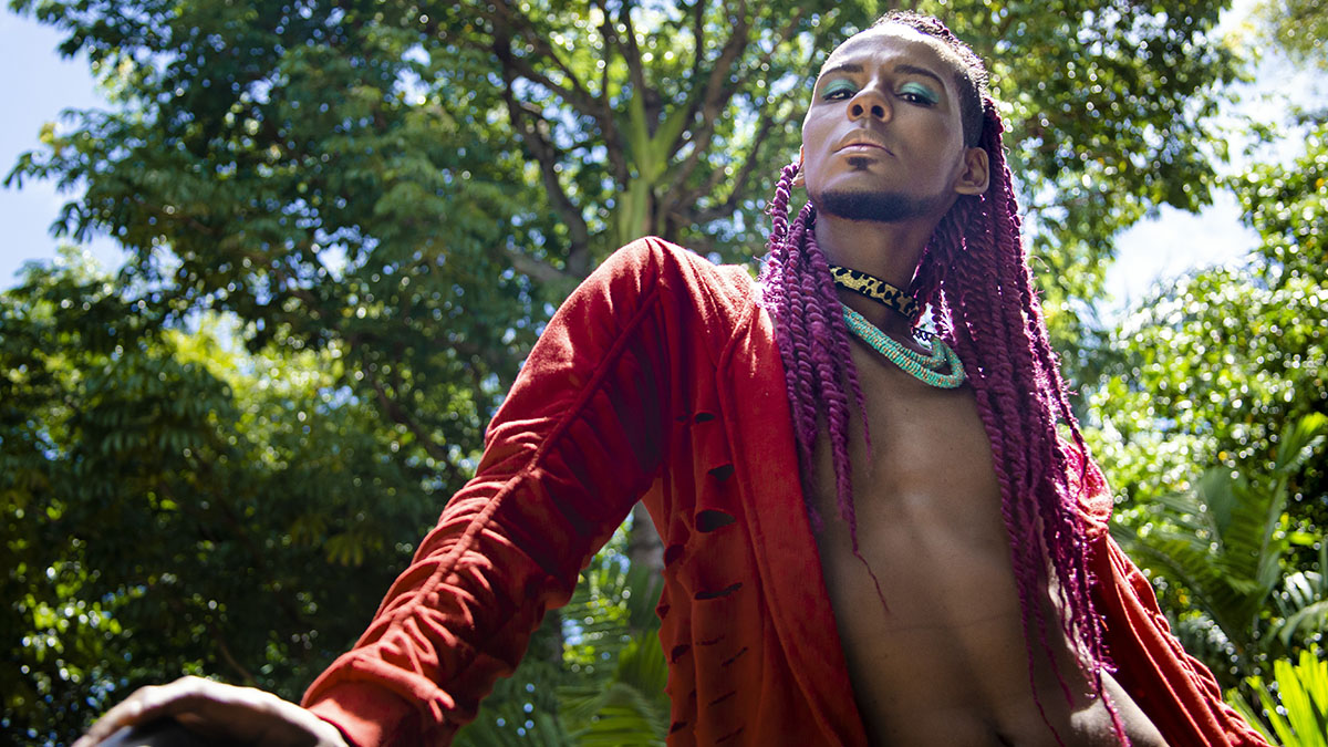 Leo Bonetto (ft. por - Priscila Fulô) (1)