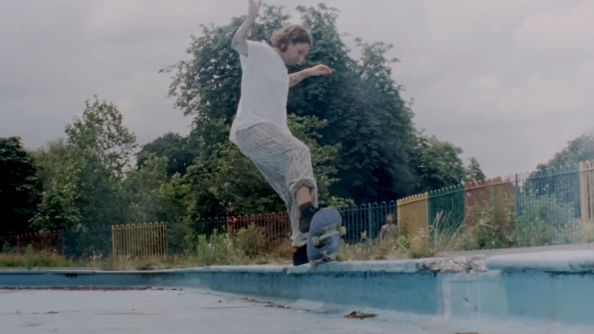 Mall Grab Love Reigns