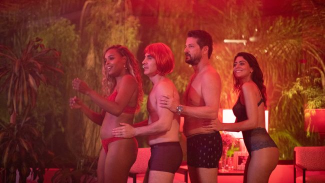 Dois + Dois crítica do filme brasileiro