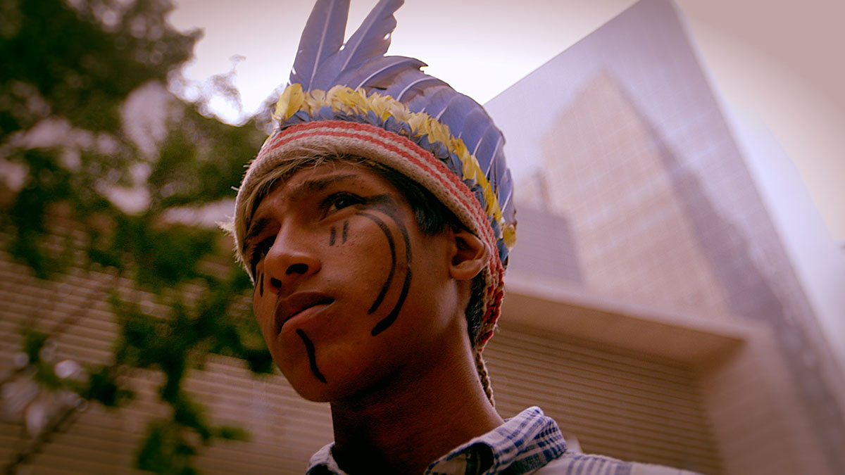 Documentário Meu Sangue É Vermelho crítica do filme indígena