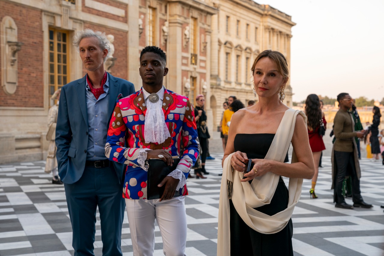 Emily in Paris colegas de trabalho