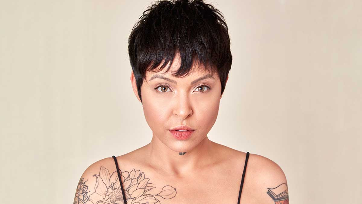 show Kell Smith canta Gal Costa blue note sp