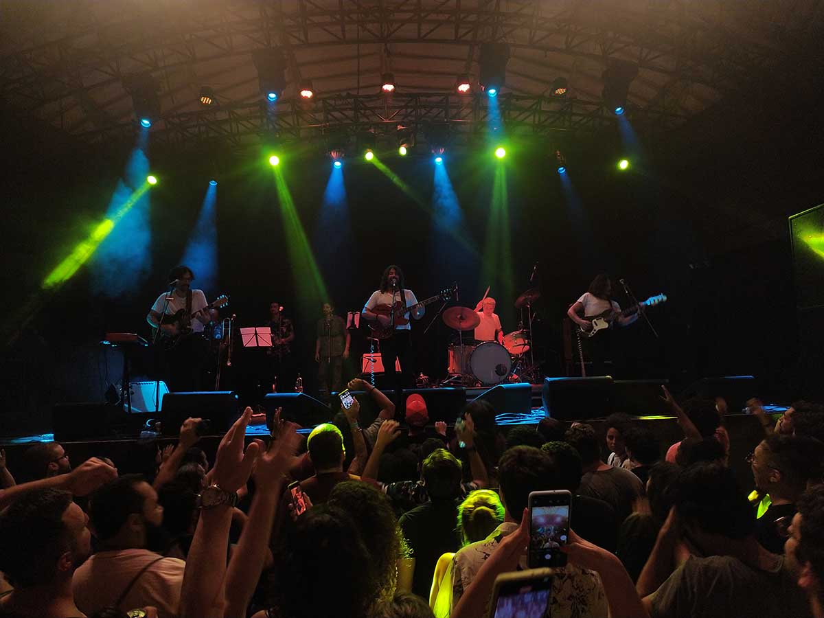 Maglore e El Efecto show no Circo Voador abril 2022 - foto Maíra Chalfun