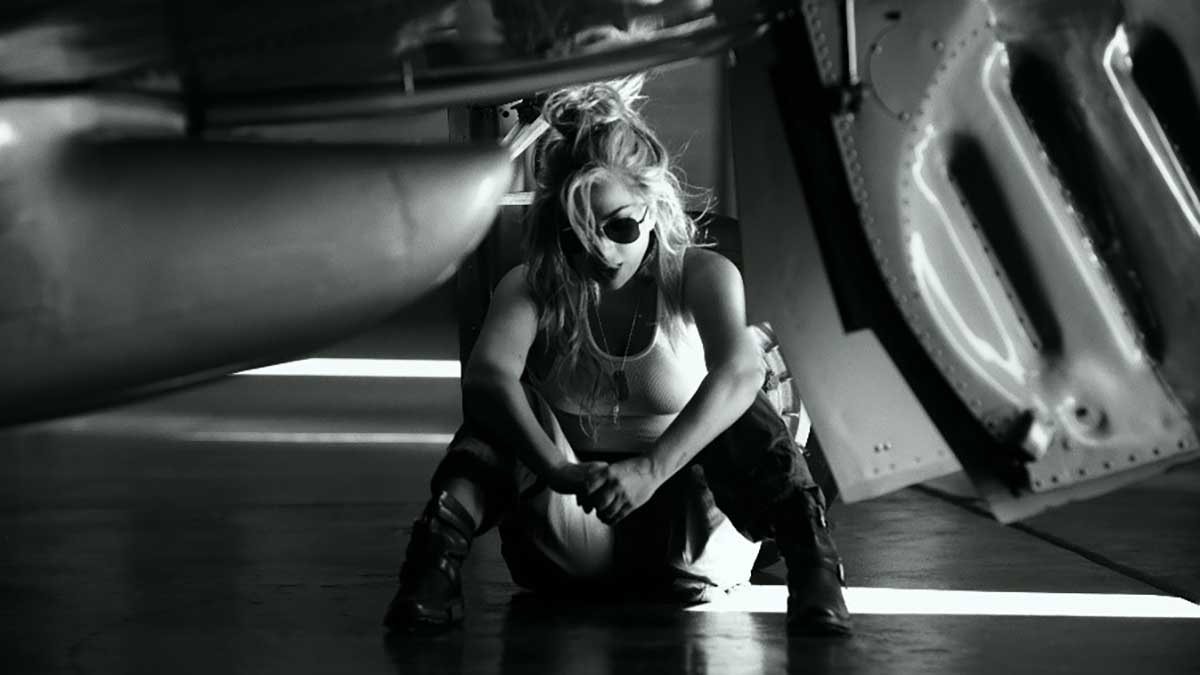 Lady Gaga música clipe Top Gun Maverick