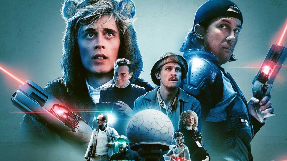 crítica do filme Dois Amigos e uma Ameaça Alienígena da Netflix 2022 onde assistir elenco ficha técnica